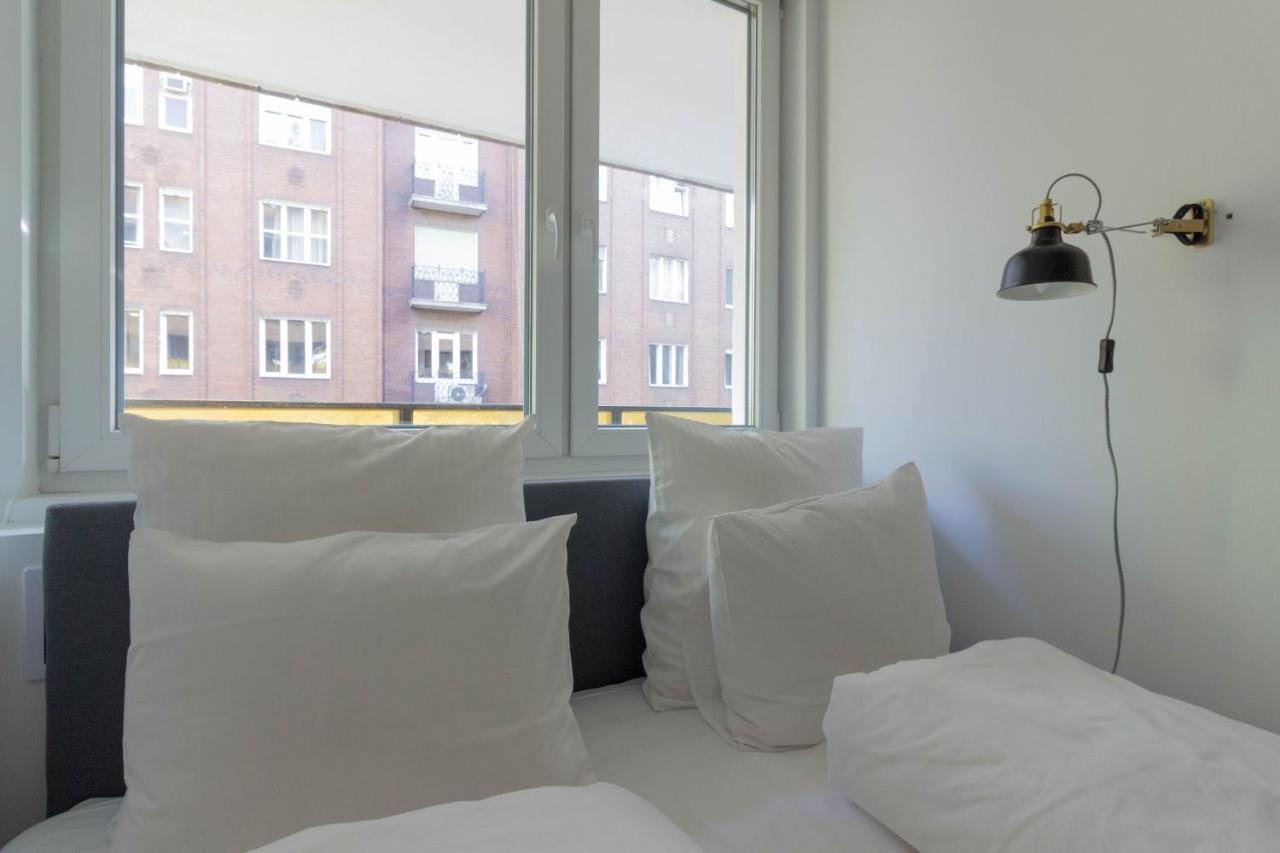 Standard Apartment By Hi5 - Madach Budapest Exterior foto